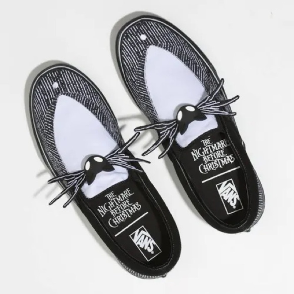 Disney x Vans The Nightmare Before Christmas
Slip Ons NEW! Halloween - Picture 3 of 10